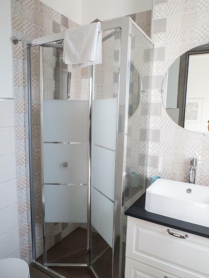 Interno2 Bari Centrale Екстер'єр фото